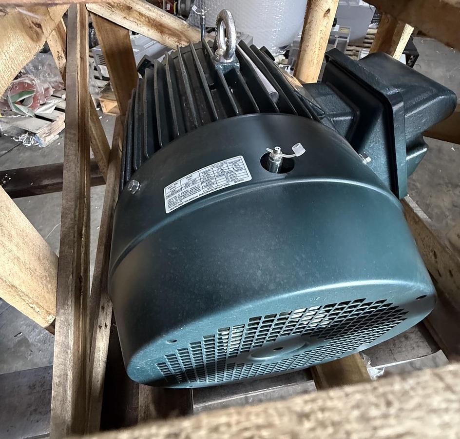 Refurbished TOSHIBA SEVERE DUTY MOTOR 25 HP MODEL 0254SDSC41A-P 2YZ8 1770 RPM