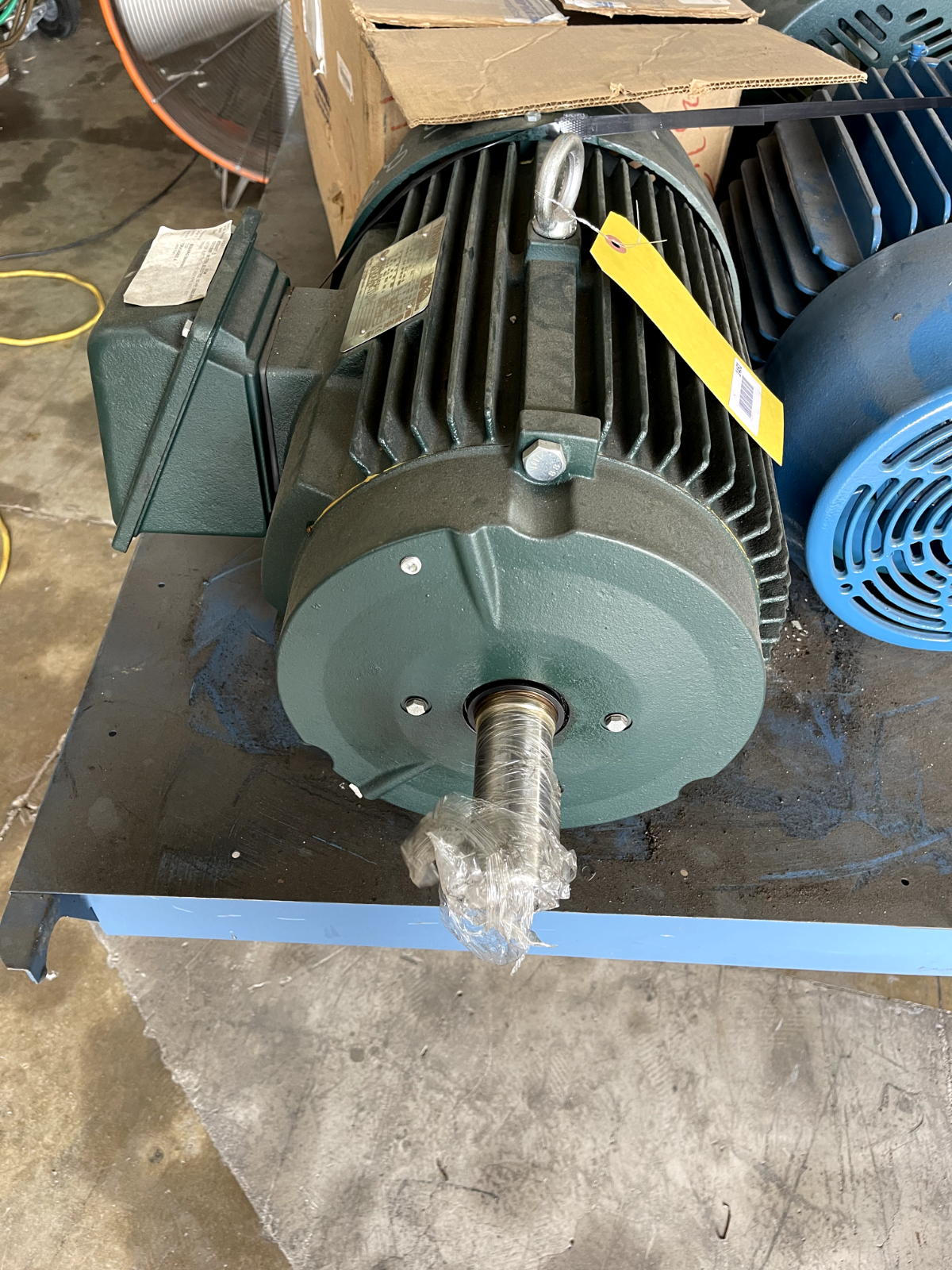 20 HP MOTOR TOSHIBA 3520 RPM 460 V FRAME 258T