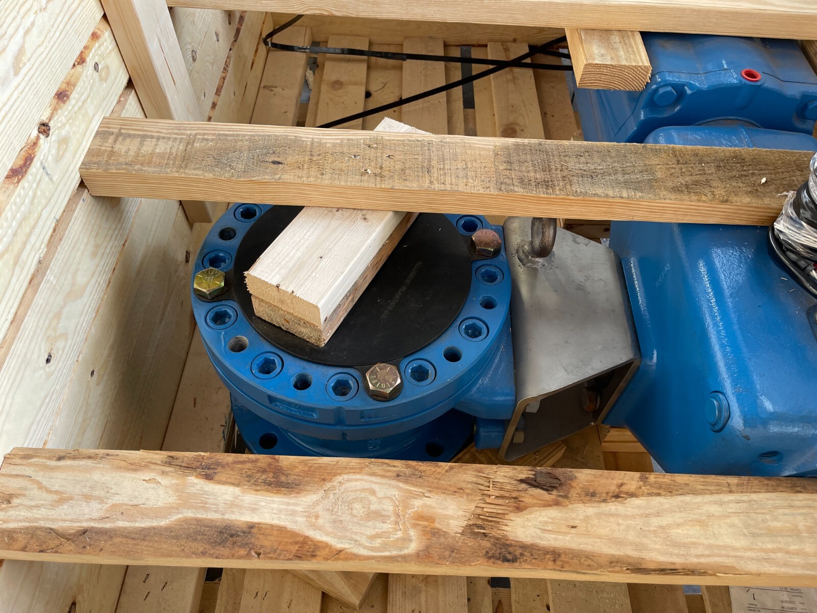 8" 300 lb NELES JAMESBURY RF TRUNION BALL VALVE 316 730SB-71-3600WTT W ACTUATOR