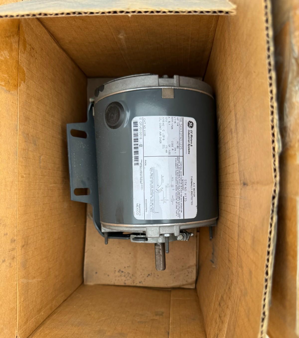 GE MOTOR JJ7 1/4 HP MODEL H135 56KH32FN3122S 1725 RPM 115 V 1 PH 5.1 AMP FR 48