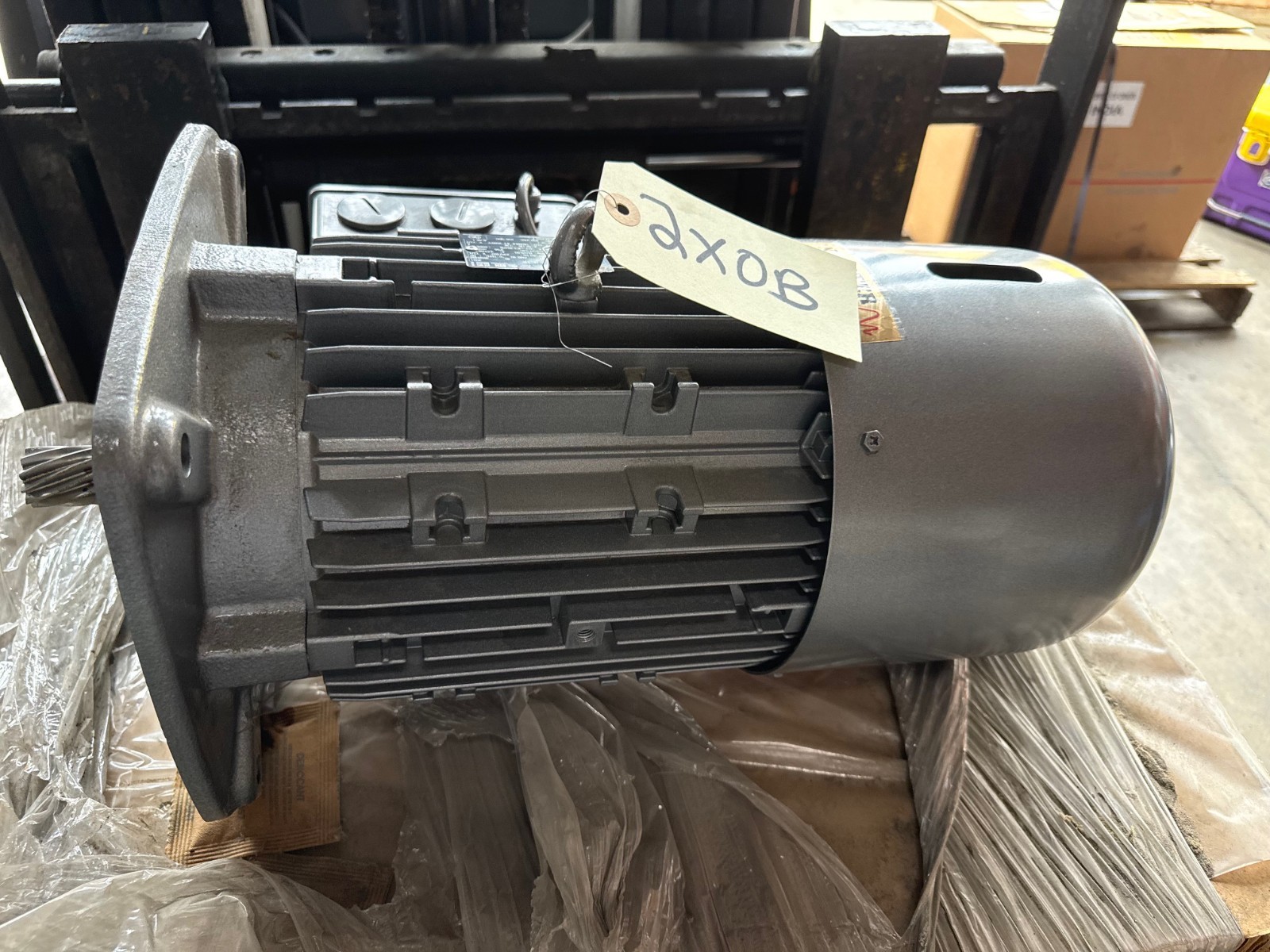NORD Motor 5 HP MODEL  SK112MP/4 2XOB 1755 RPM 230/460 V 13/6.5  AMP 3 PH STEM D