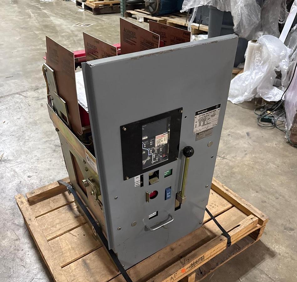 Refurbished Westinghouse Type DS-632 Low-Voltage AC Power Air Circuit Breaker 2YN9 2Y04 2Y05