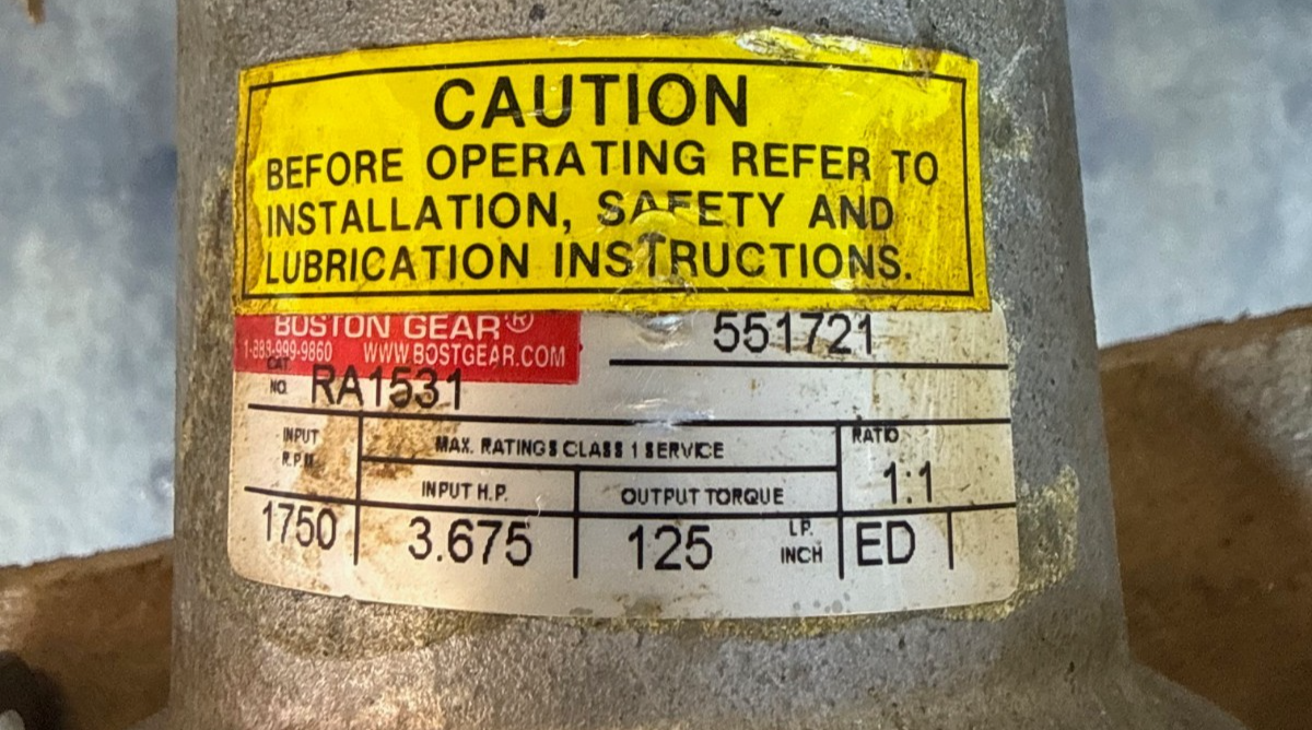 BOSTON GEAR GEAR REDUCER 1XQC MOD RA1531 3.675 HP 1750 RPM IN 1 TO 1 RATIO