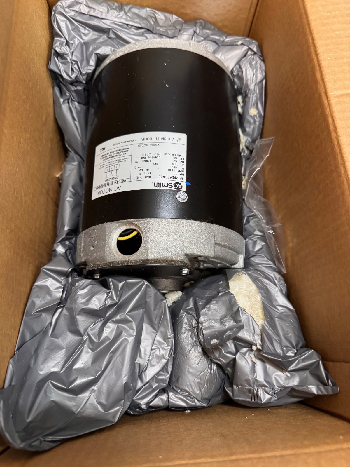 AO SMITH Motor 1 HP MODEL MOT021827 P56A96A05 ZI2 ZI5 ZL3 1140 RPM 460 V 1.8 AMP