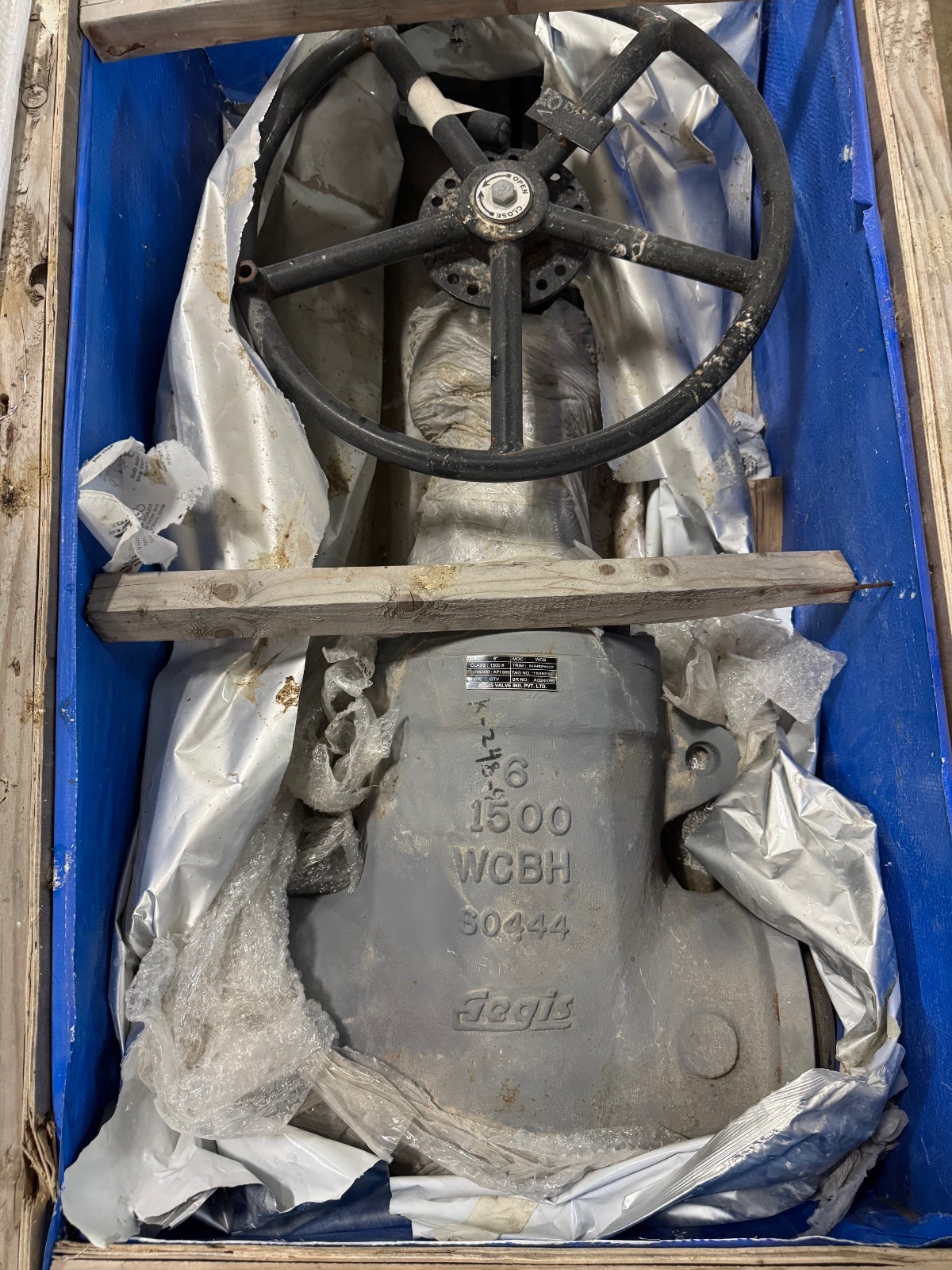 6" 1500 BW PRESSURE SEAL GATE VALVE WCB W GEAR OP P38 AEGIS