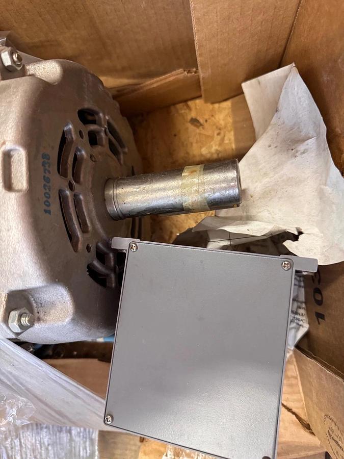 WEG MOTOR 7.5/5 HP MODEL 1P-X70421324010 WA2C 3465/2890 RPM 460 380-415 V 3 PH