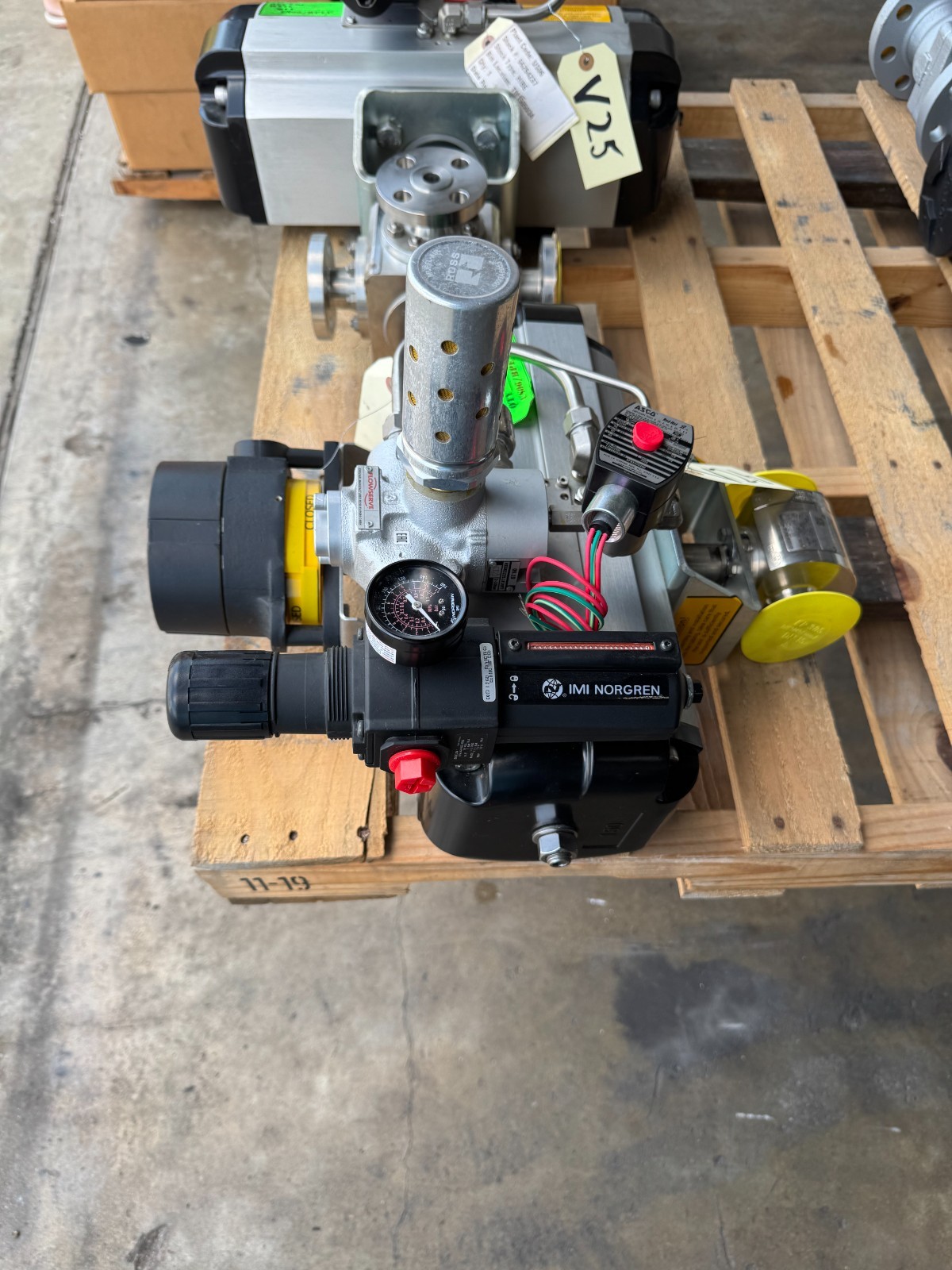 ARGUS 1/2" 600 THD FP BALL VALVE V26 MODEL FK79 SS BODY SS TRIM W ACTUATOR