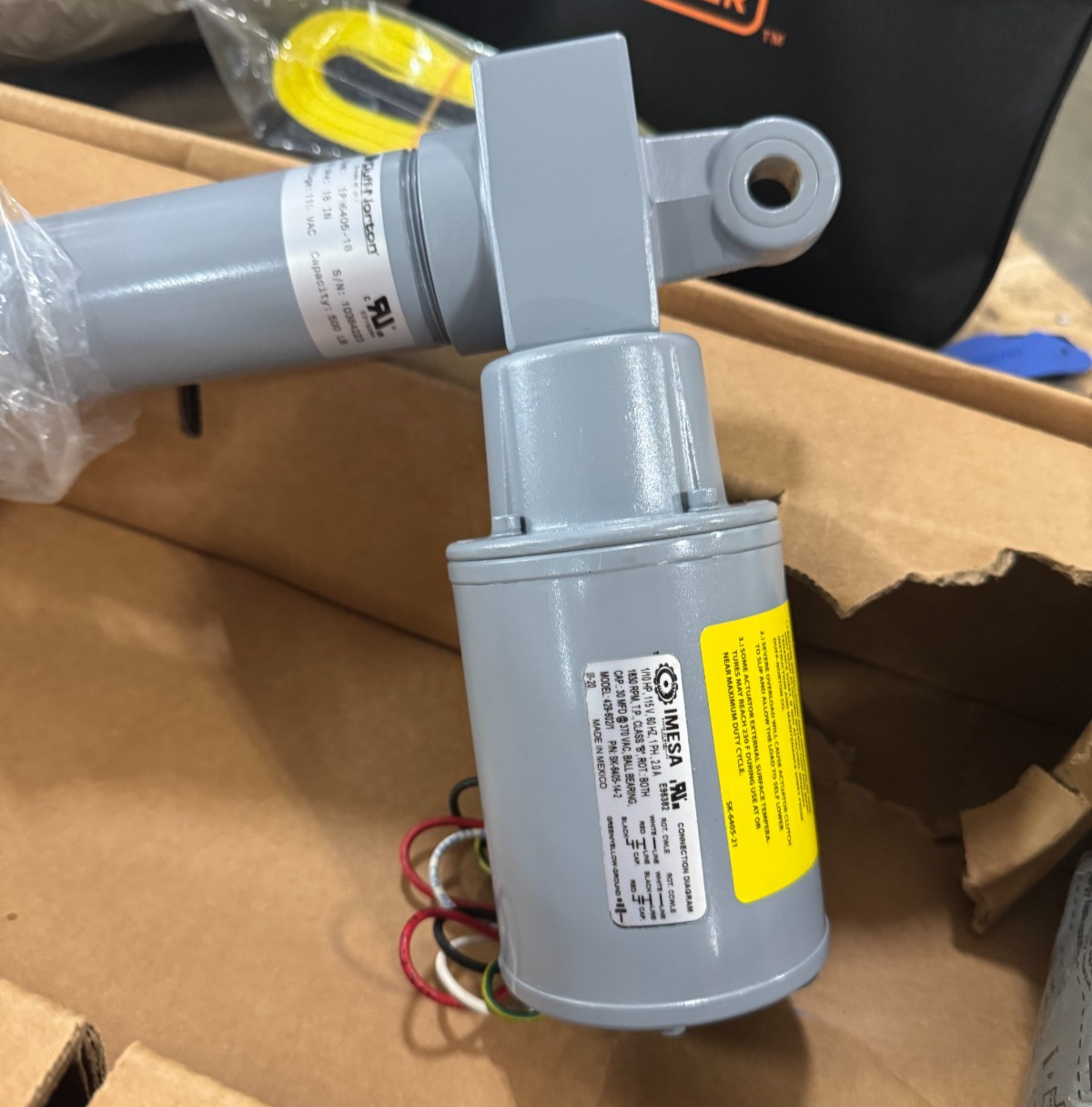 DUFF NORTON LINEAR ACTUATOR YY5 MODEL SPB6405-18" STROKE 115 V 500 LB CAPACITY