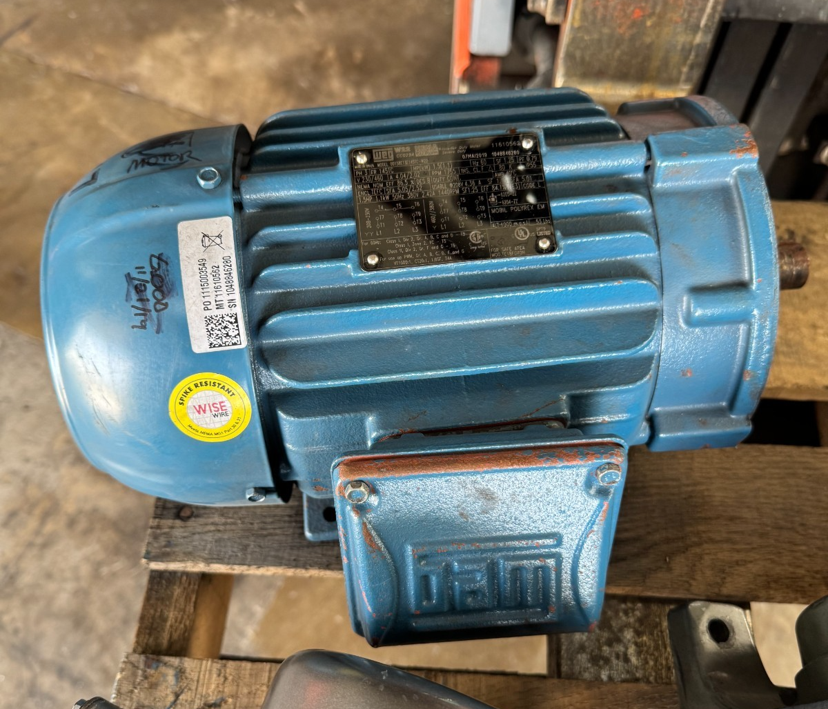 WEG MOTOR VV7 11/2 HP MODEL 00158ET3E145TC 1755 RPM 230/460 V 4.04/2.02 AMP 3PH