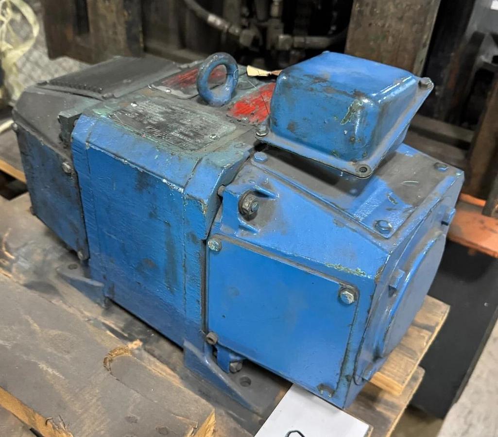 RELIANCE DC MOTOR S2 M 3 HP MODEL DC0189ATCZ 1750 RPM 180 V DC  14.8 AMP PH FR 9