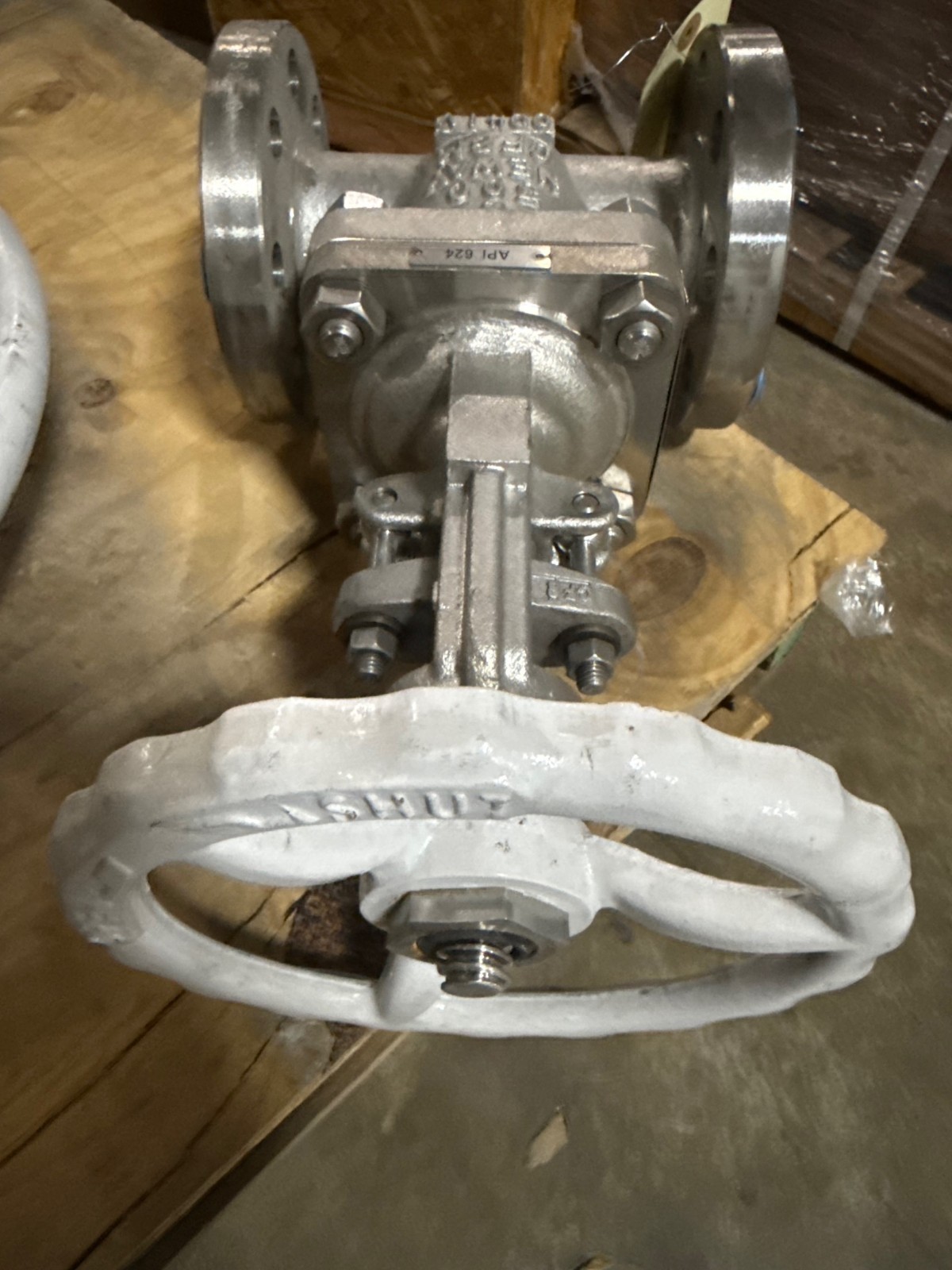 Used 2" 300 RF GATE VALVE 316 SS HANDWHEEL OP NEWAY 2G3RG12-6-GRA-ULE 2YM2 3 4