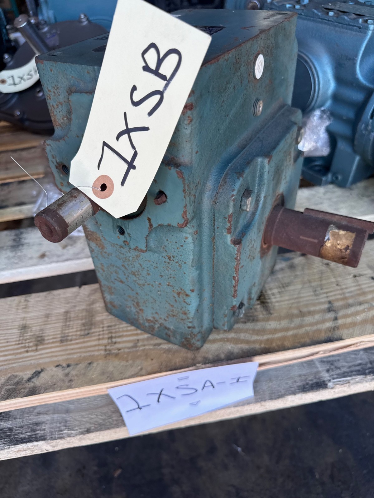 TIGEAR/2 DODGE GEAR REDUCER 1XSB MOD 8350BO20ND00 1750 RPM 20 TO 1 RATIO 3.84 HP