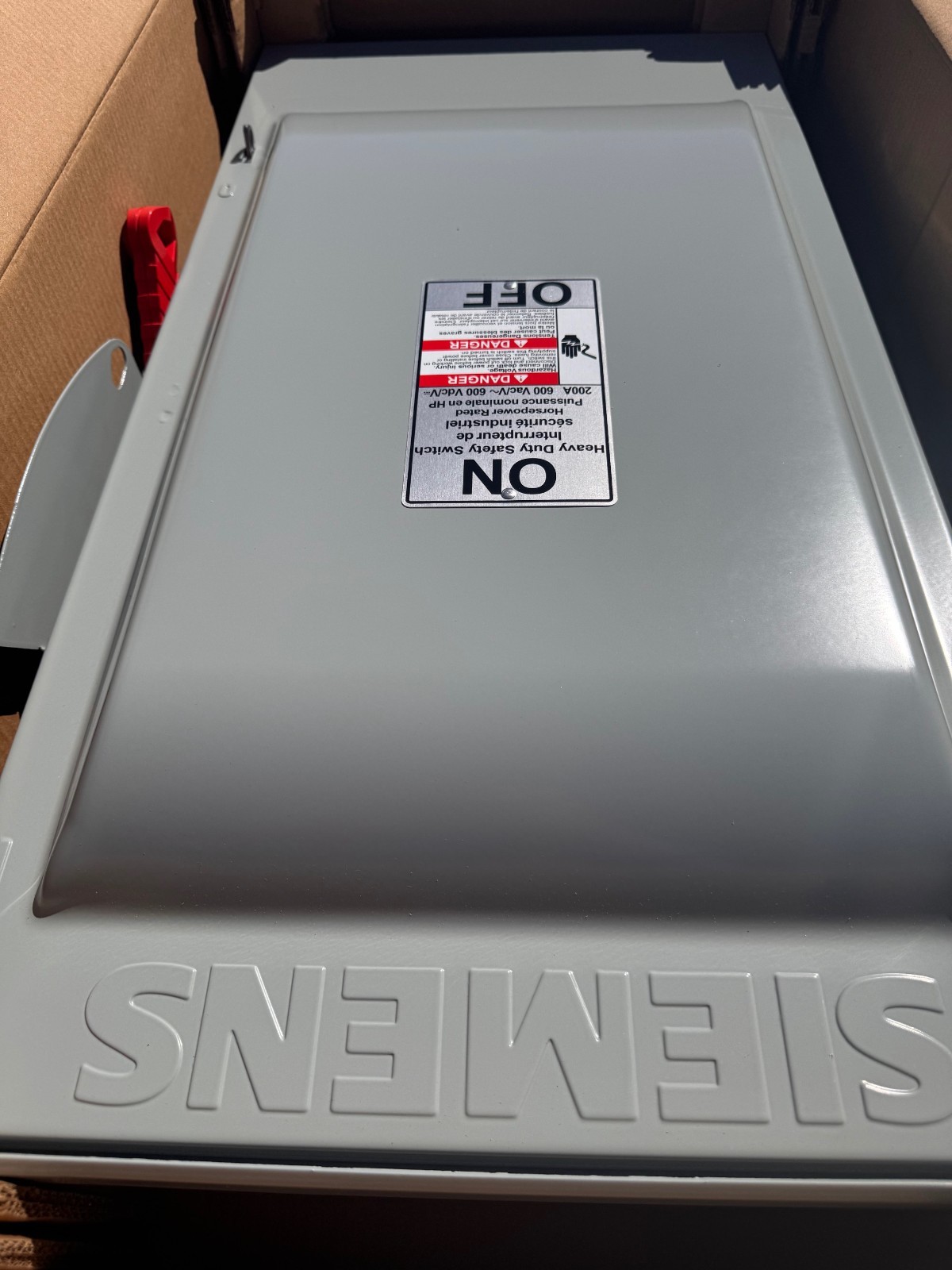 SIEMENS HEAVY DUTY SAFETY SWITCH 3 P 200 AMP MOD HNF364R