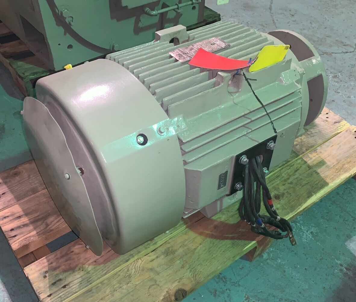 MOTOR Electric 40 HP GE Vertical Mounted Tri Z clad GE 5K3224ST115