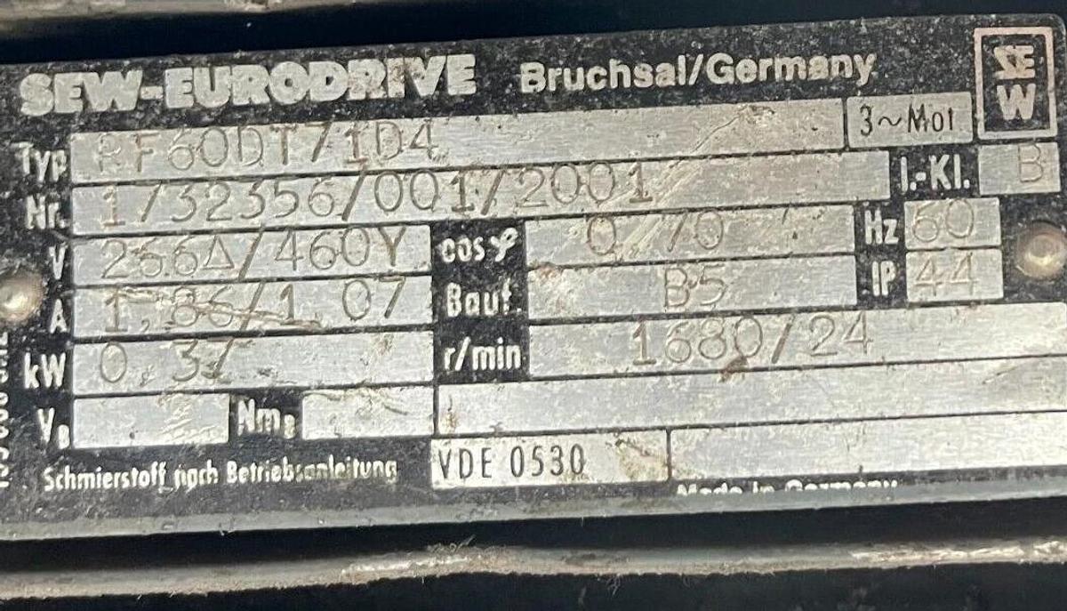 Sew Eurodrive Gearmotor .37 KW 266/460V 1680/ 24 RPM PF60DT71D4