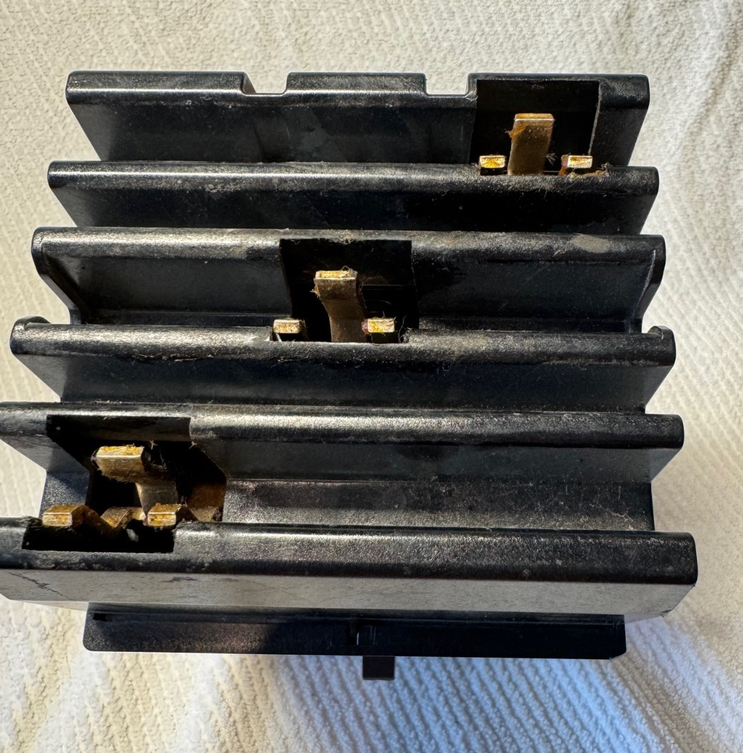 15 AMP SQ D POWER PACT CURRENT LIMITING CIRCUIT BREAKER ZZ1 HAJ36015 600 V