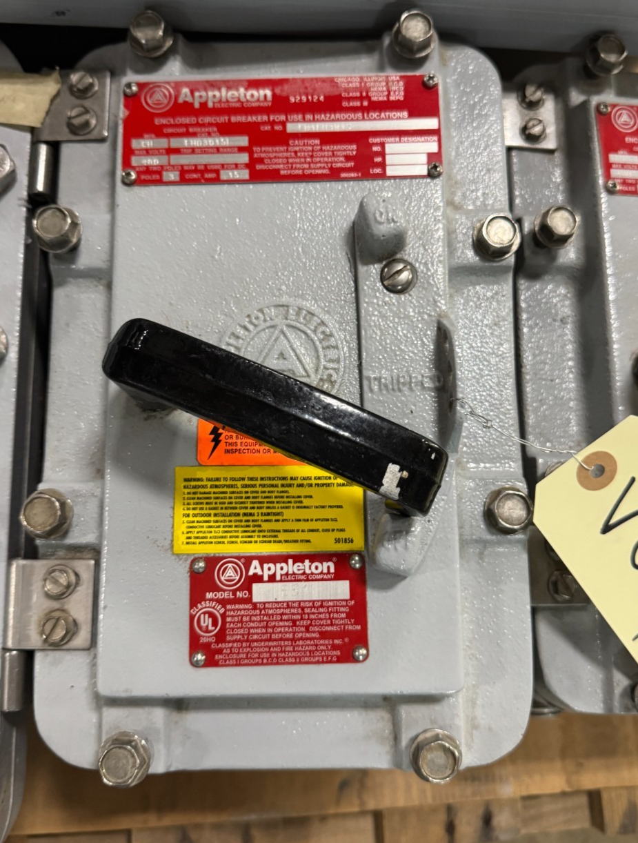 APPLETON EXPLOSION PROOF BREAKER V63 15 AMP 480 V 3 POLE 3 PH EB1EH3W15