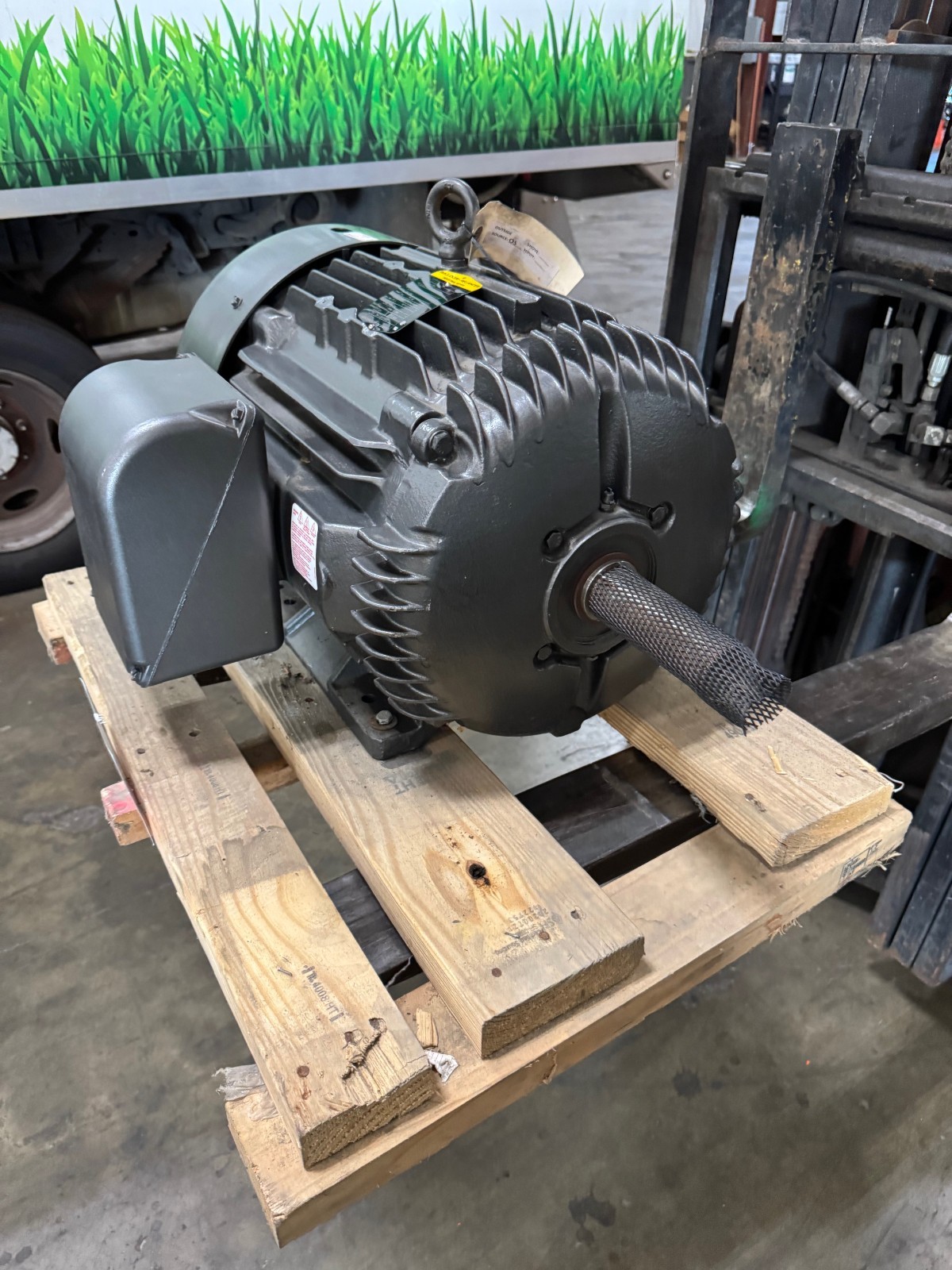 BALDOR INDUSTRIAL Motor 10 / 4.4 HP VA4 MODEL  1780/1180 RPM 460 V 12.7/6.6 AMP