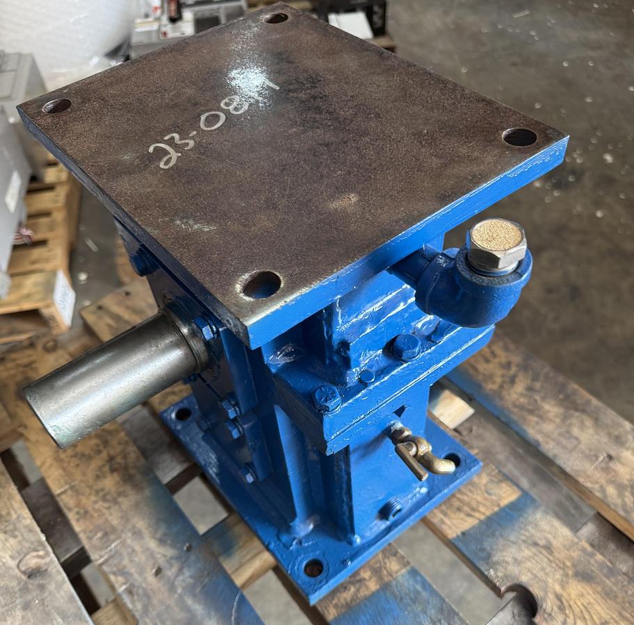 Refurbished HORSBURGH & SCOTT GEAR REDUCER 2YZ2 MODEL SIGNATURE SERIES 310722-D