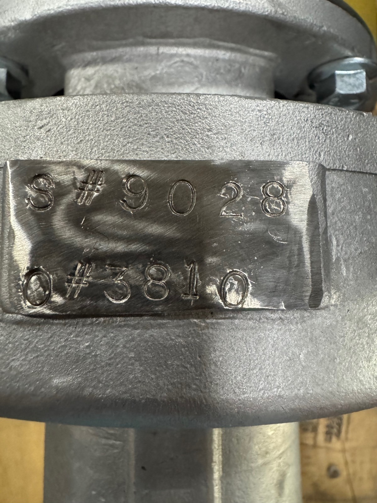 OAK SERVICES CONDENSATE PUMP VA12 MODEL AR667 X 5,P,6 SER 9028 1.5" THD SS BODY