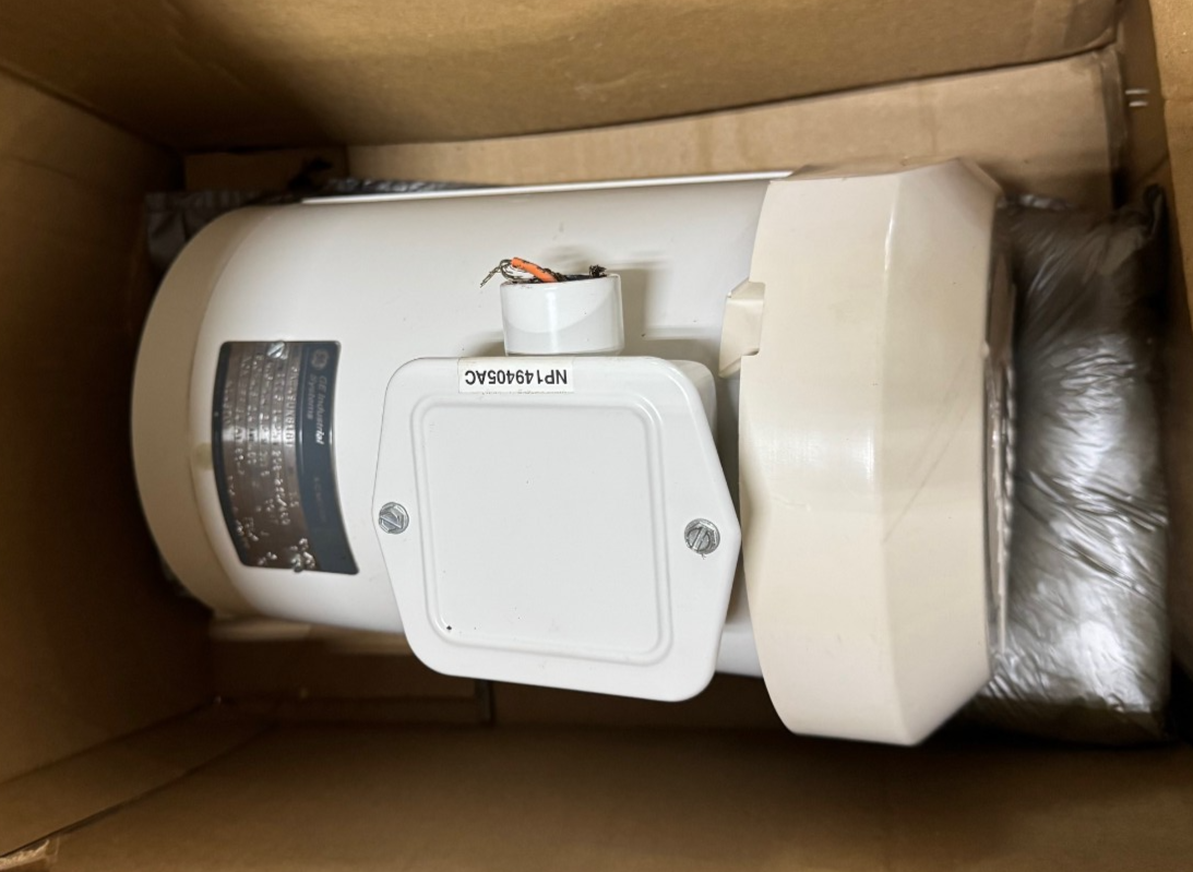 GE 11/2 HP MOTOR AD5A K2055 5KE49UN8181 1725/1425 RPM 208/230/460 V 4.6/2.2 AMP
