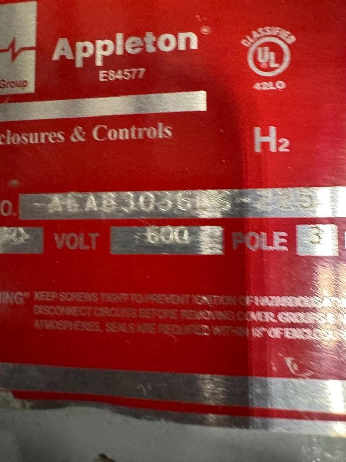APPLETON EGS EXPLOSION PROOF BREAKER V59 30 AMP 600 V 3 POLE 3 PH AEAB3036DS-225