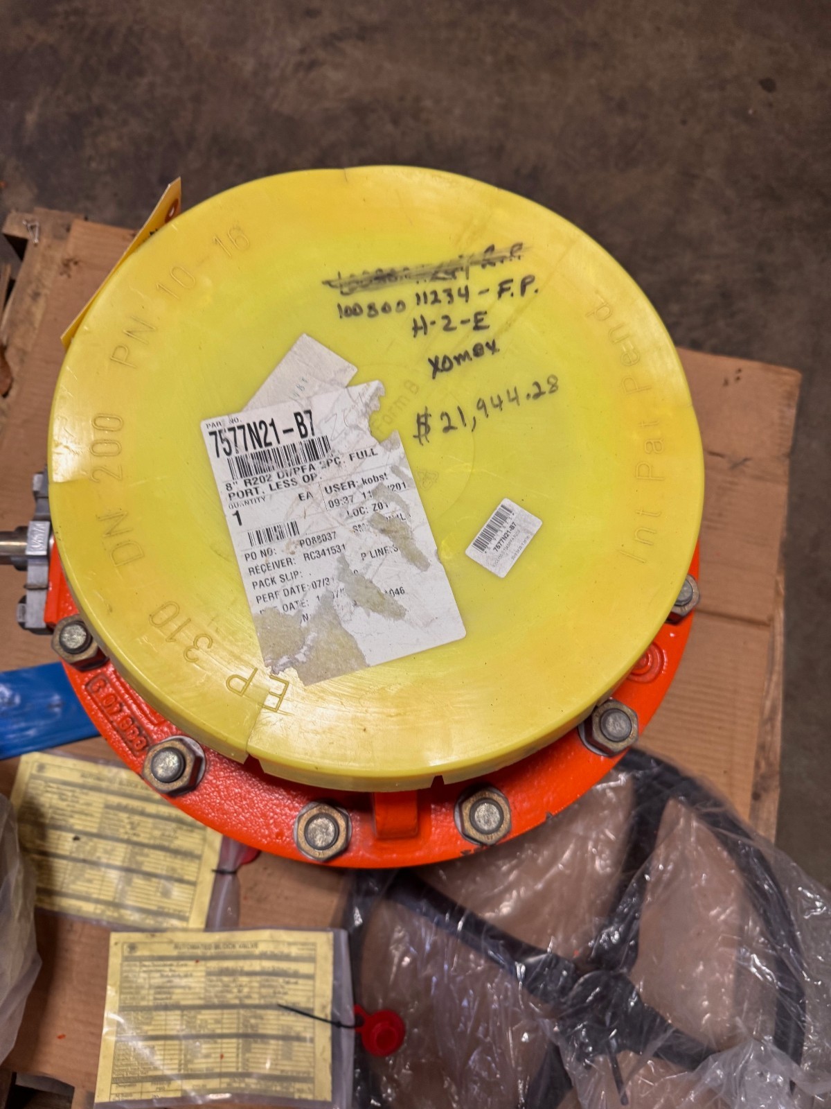 XOMOX 8" 150 RF FP PFA LINED BALL VALVE ZG1 CAT R202 EN J51049/ST/PFA W GEAR OP