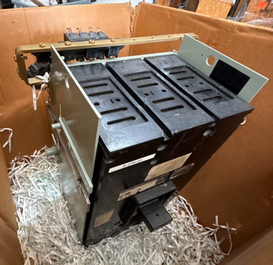 Refurbished WESTINGHOUSE 2000 AMP BREAKER MODEL PC3200FCSN 2YV9 FRAME 3P W/DRAWOUT