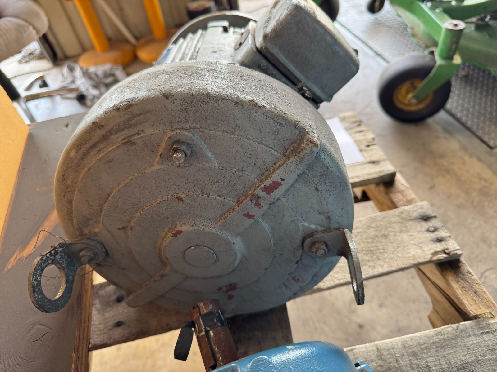 LOUIS ALLIS MOTOR NN2 2 HP MODEL CJ4B 3101432M001 1155 RPM 220/460 V 7.4/3.7 AMP