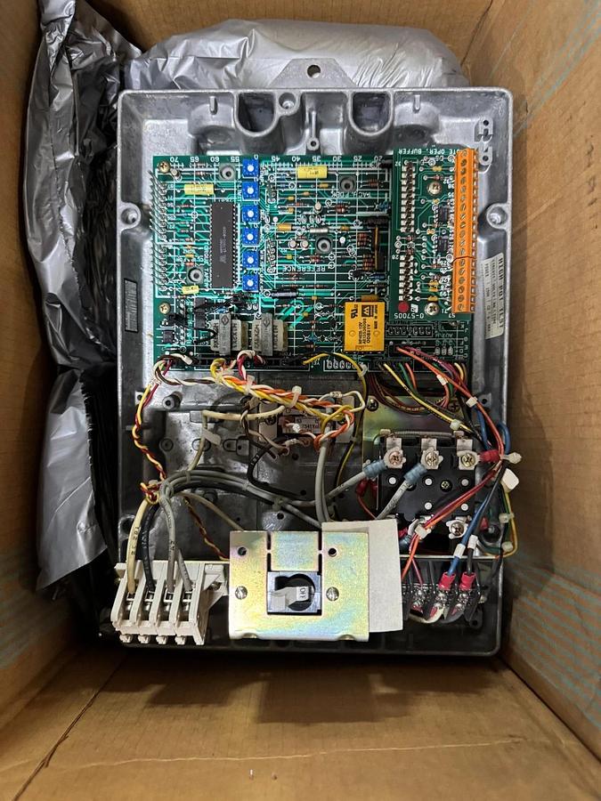 Reliance Motor Drive model 14C200 L12 1/4-3/4 HP 115 V Chas Non Regen