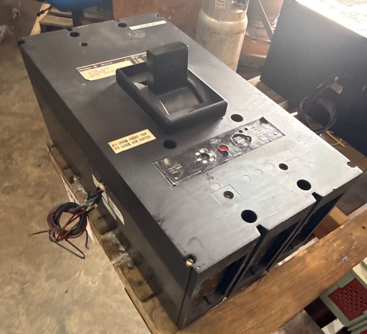 Refurbished Westinghouse Breaker 2000 AMP MOD PC32000F 2KA PC FR 3P 600V 2000 A 2YW6 2YW7