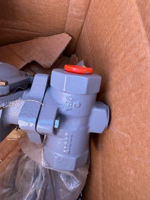 FISHER Y600A 1" PRESSURE REGULATOR XC2 150 LB