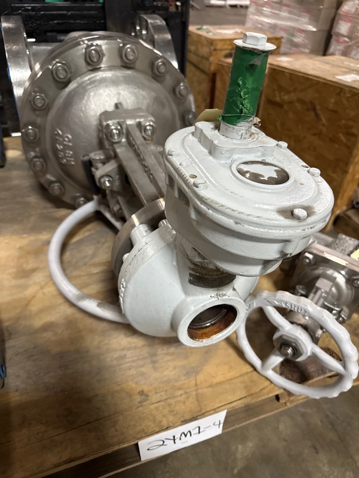 Used 10" 300 RF GATE VALVE 316 SS BODY W MTR'S 2YM1 NEWAY MODEL 10G3RG12-6-GRA-ULE1