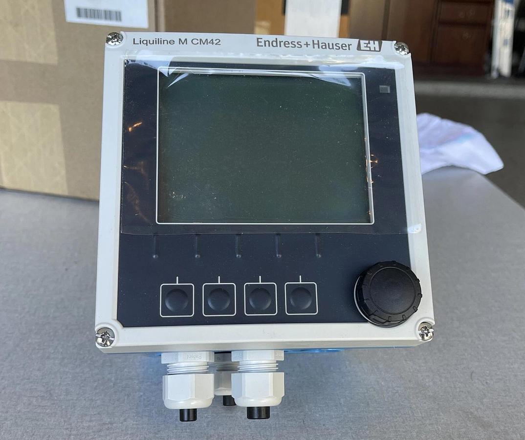 TRANSMITTER LIQUILINE M CM42-PPA001EAE00 Brand New in Box !