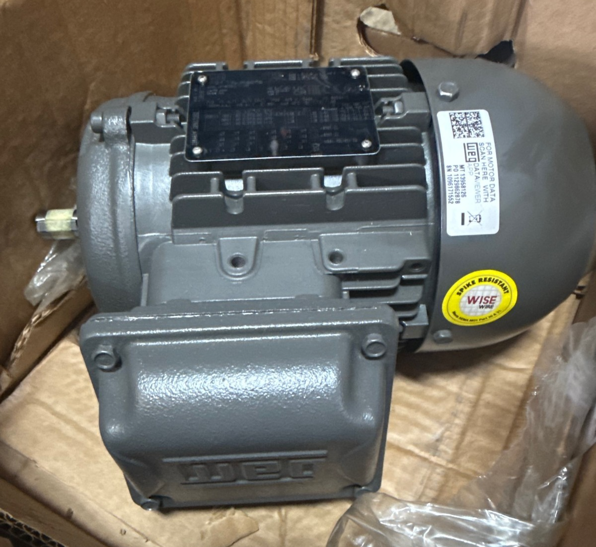 Used WEG 1/2 HP W21 TRU-METRIC SEVERE DUTY MOTOR MODEL 3718EP3EAL71-W22 2YJD