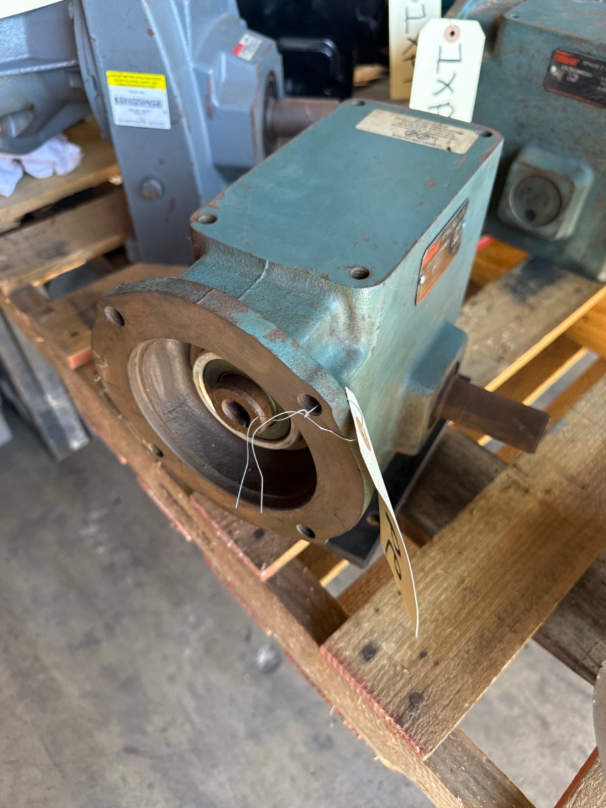 TIGEAR/2 BALDOR GEAR REDUCER 1XPE MOD MR94619LIDBC 1750 RPM 1.01 HP MAX TORQUE 1