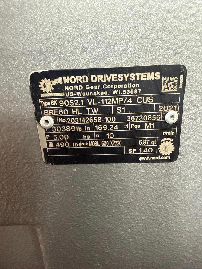 NORD DRIVESYSTEMS GEAR MOTOR 2XOA MOD SK9052.1 VL-112MP/4 CUS 5 HP 230/460 V