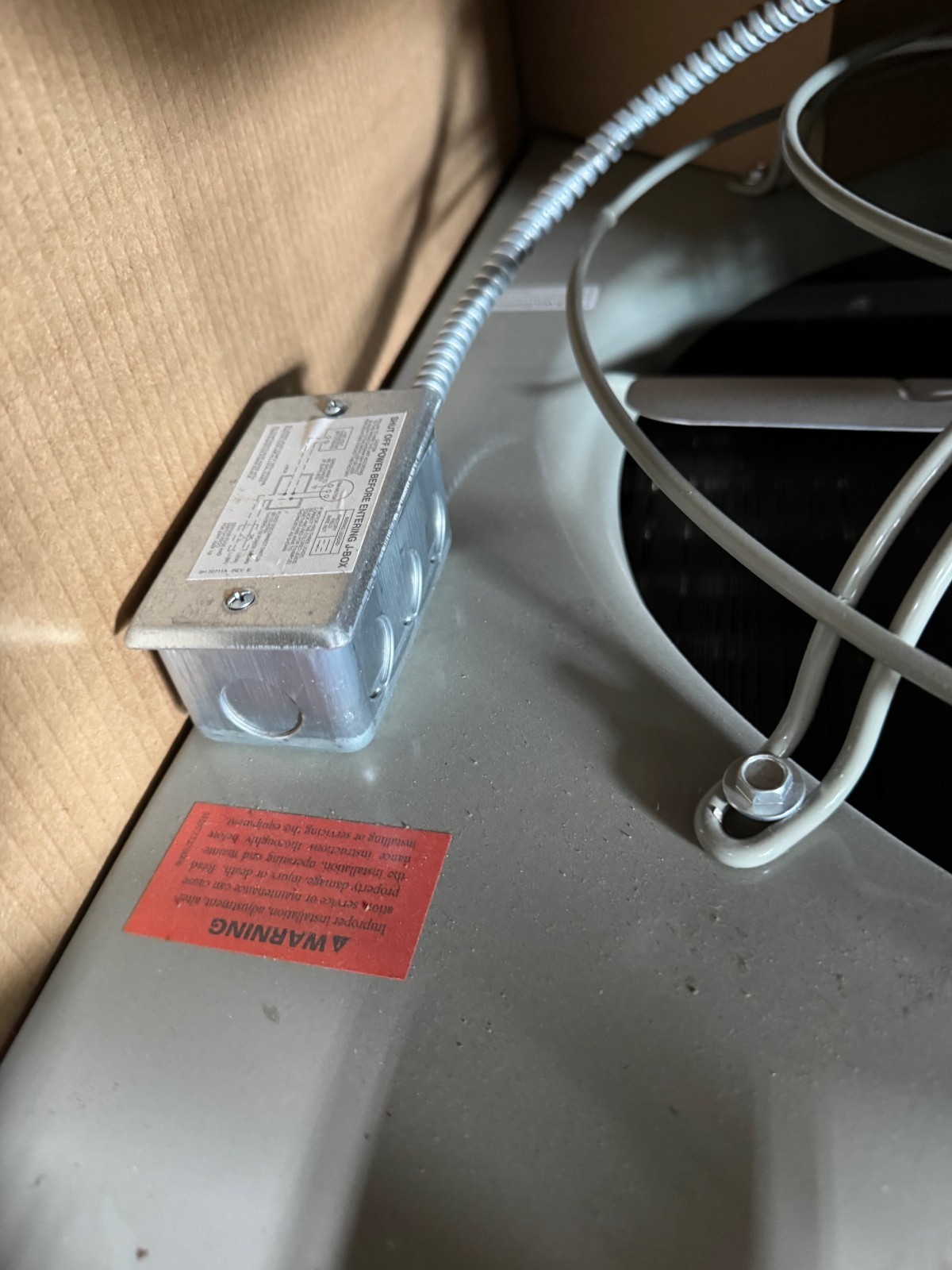 Modine steam or hot water unit Hydronic VA7A Model HSB193SB01SA 115V 1/3 HP1075