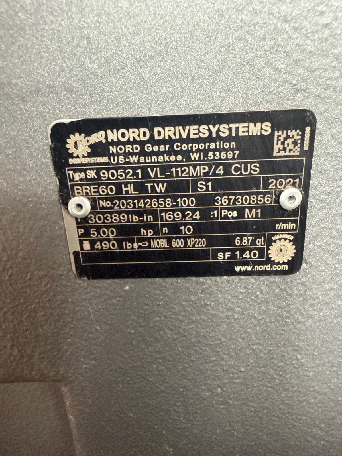 NORD DRIVESYSTEMS GEAR MOTOR 2XOA MOD SK9052.1 VL-112MP/4 CUS 5 HP 230/460 V