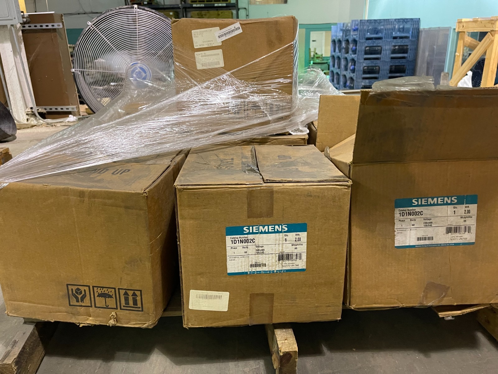 SIEMENS DRY TYPE TRANSFORMER 2 KVA AD4E 1D1N002C 240/480 120/240