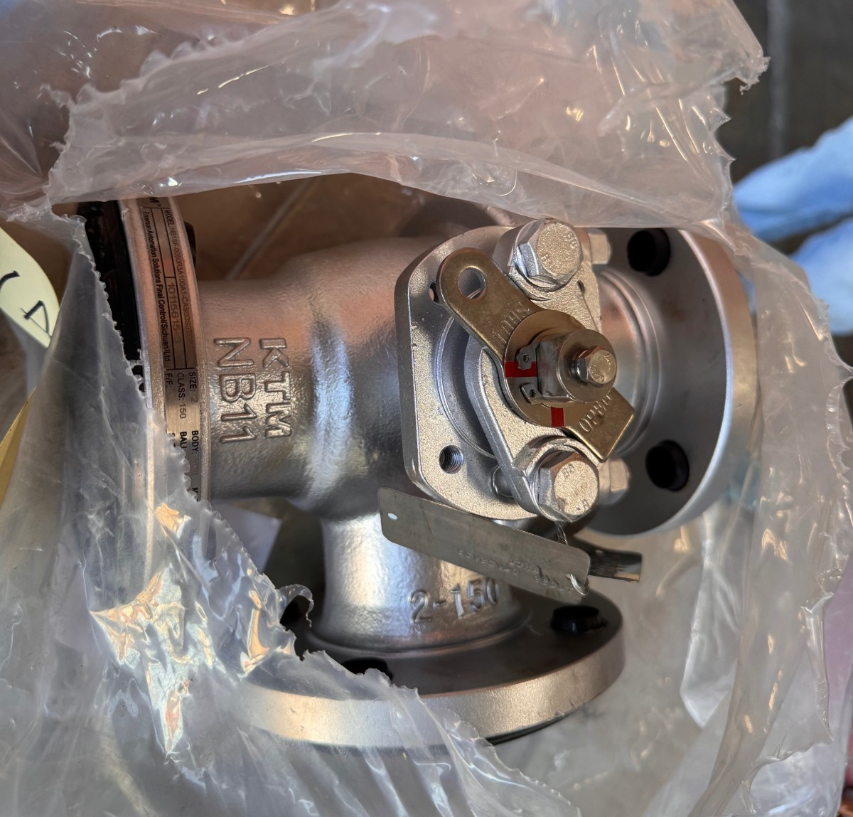 2" 150 3 WAY BALL VALVE KTM WCB X SS VA15A
