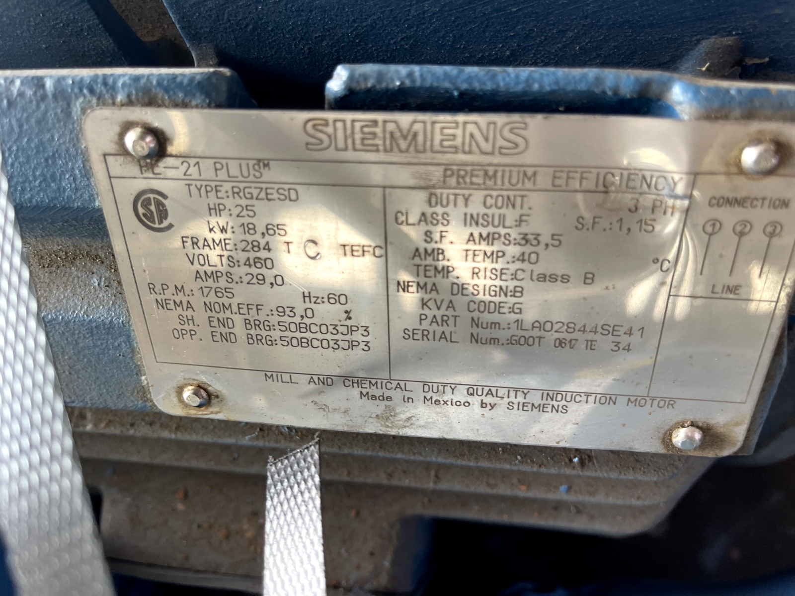 SEIMENS 25 HP ELEC MOTOR 1765 RPM 460 V FRAME 284T RGZESD