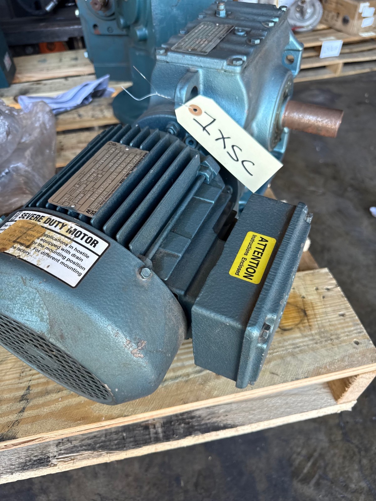 SEW-EURODRIVE GEAR MOTOR 1XSC MOD S67/DT90L4-KS 1720-213 TO 10-84 RPM 2 HP