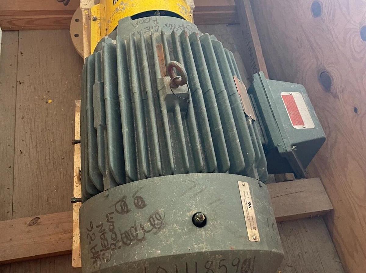 20 HP PULP PUMP 880 RPM 460 V 3 PH 26.5 AMPS MODEL P32G0483A