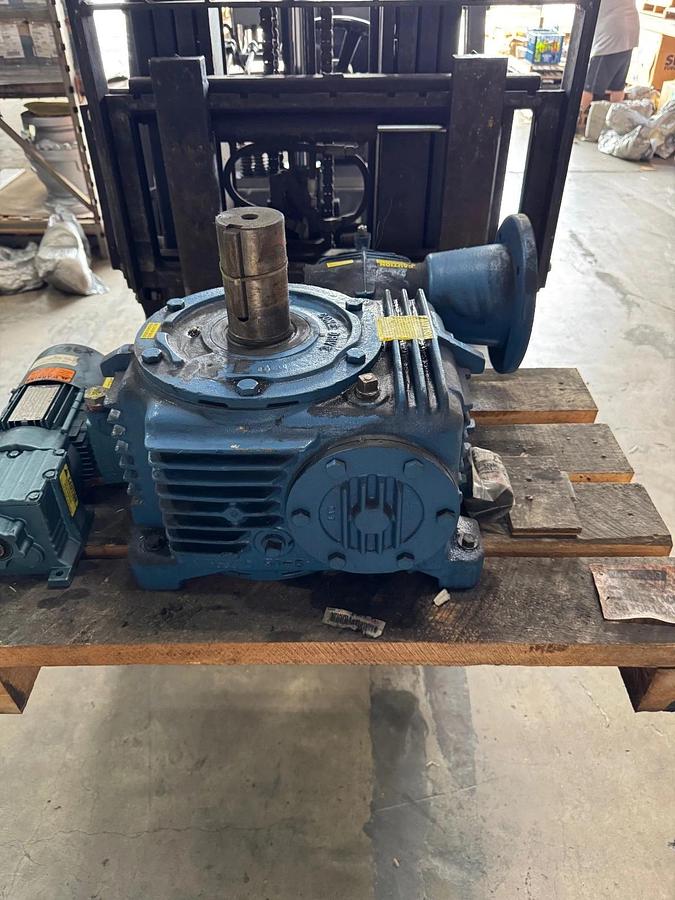CONE DRIVE GEAR REDUCER WA52 WA53  MUV25-50-C1A 1755 RPM RATIO 900 TO 1