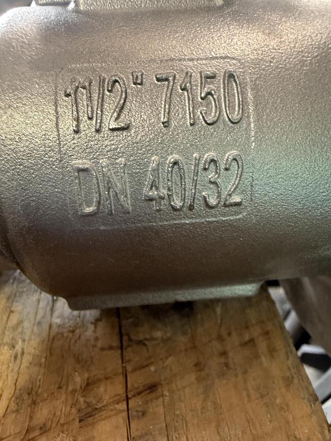 JAMESBURY 11/2" 150 RF BALL VALVE RP FIG # 11/2" 7150313600XTZ2 316 BODY