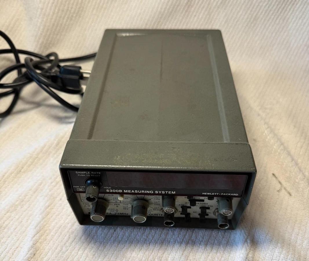 HEWLETT PACKARD AC9 5300B MEASURING SYSTEM TIMER COUNTER