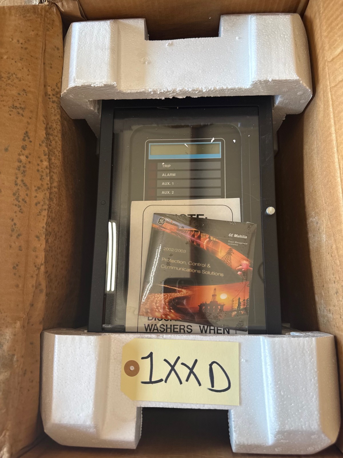 GE Motor Management Relay MODEL 269PLUSD/O-186-100P-HI 1XXD IP CODE 40X