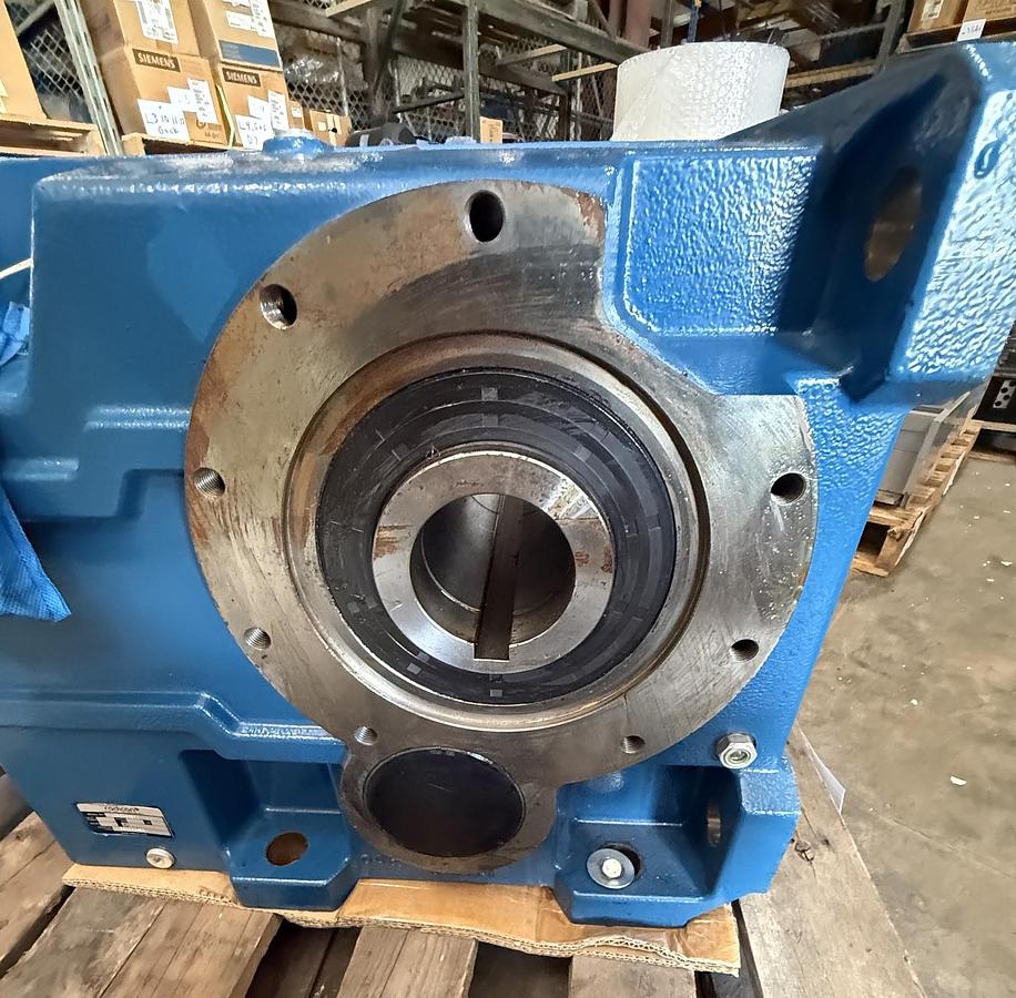 Refurbished RADICON Combined High-Ratio Gear Reducer Assembly MODEL K1052280BRN / M07226.3NRN