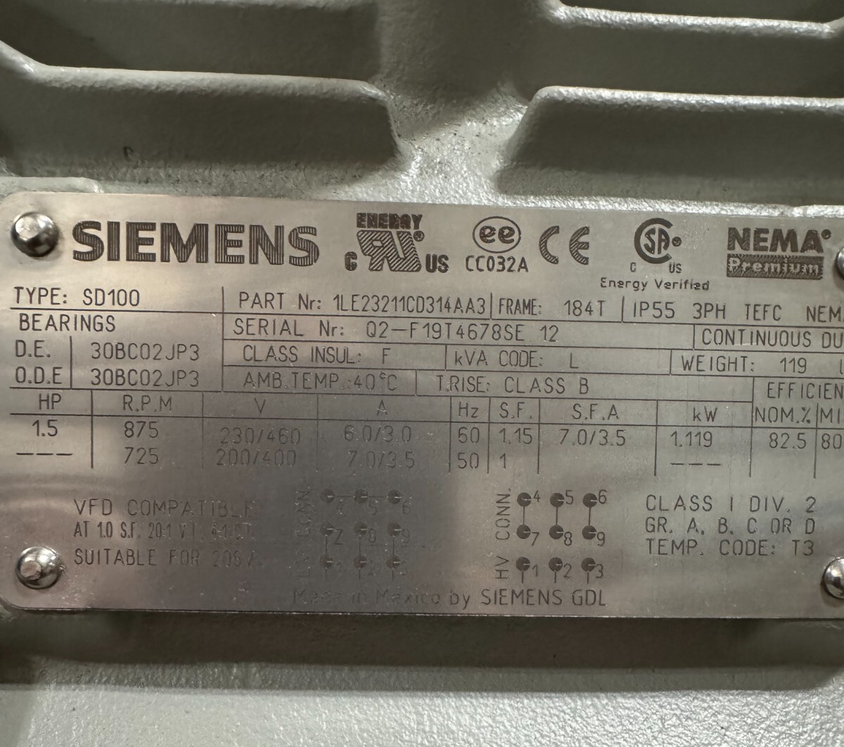 SIEMENS MOTOR L4 1 1/2 HP SD100 1LE23211CD314AA3 875/725 RPM 230/460 200/400 V